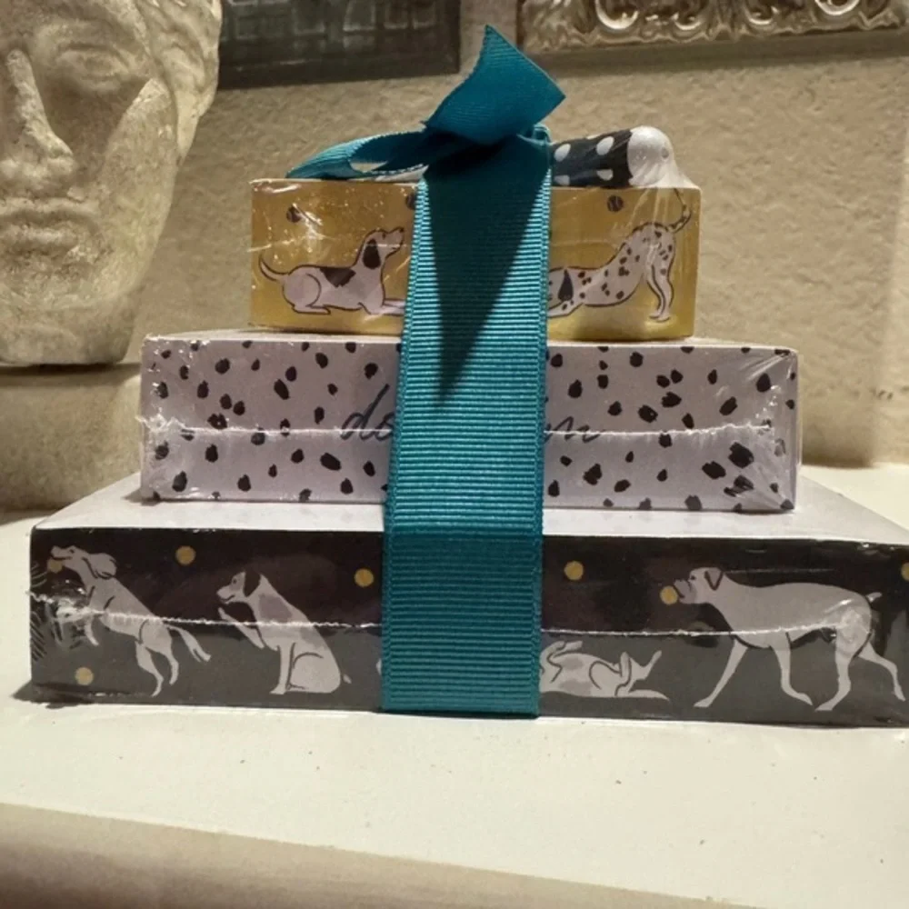 Lady Jayne Dog Mom Dog Tower Of Note Pads with Pen‎
